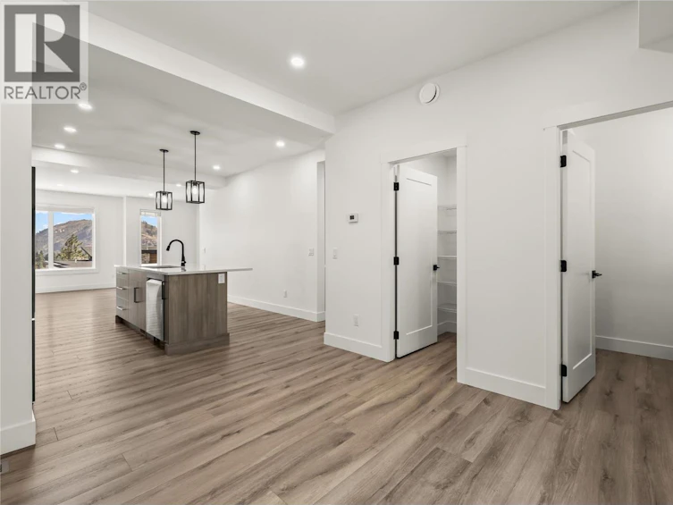 17-2835 Canyon Crest Drive, West Kelowna, BC, V4T 0G8 - 12