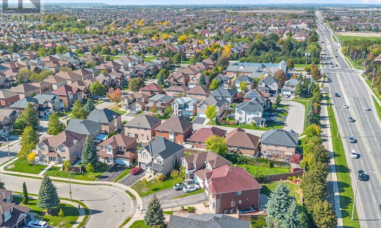 51 Jack Rabbit Crescent