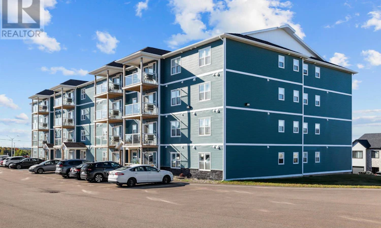 303-18 Gilbert Drive