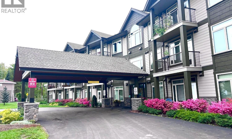 105-3684 Princess Crescent