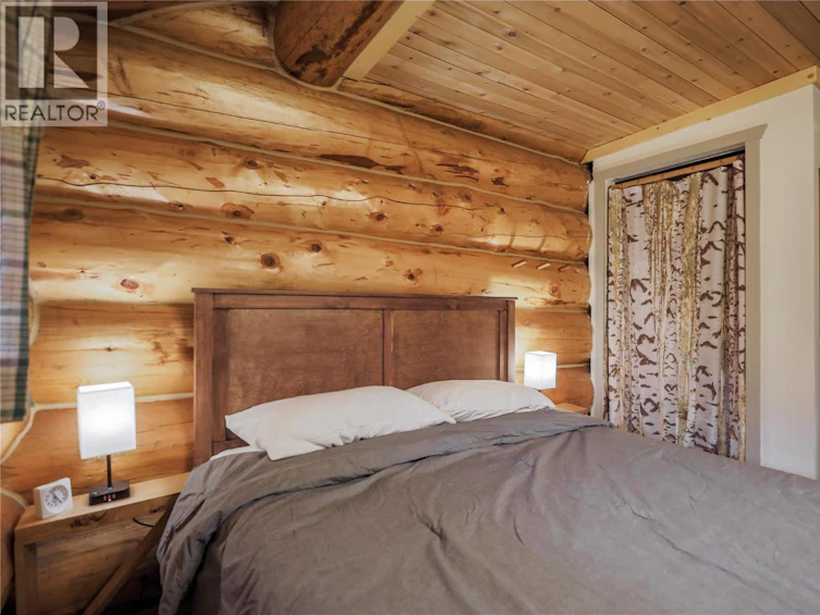Cabin-10 Hatheume Lake Lodge, Peachland, BC, V1V 1V1 - 26