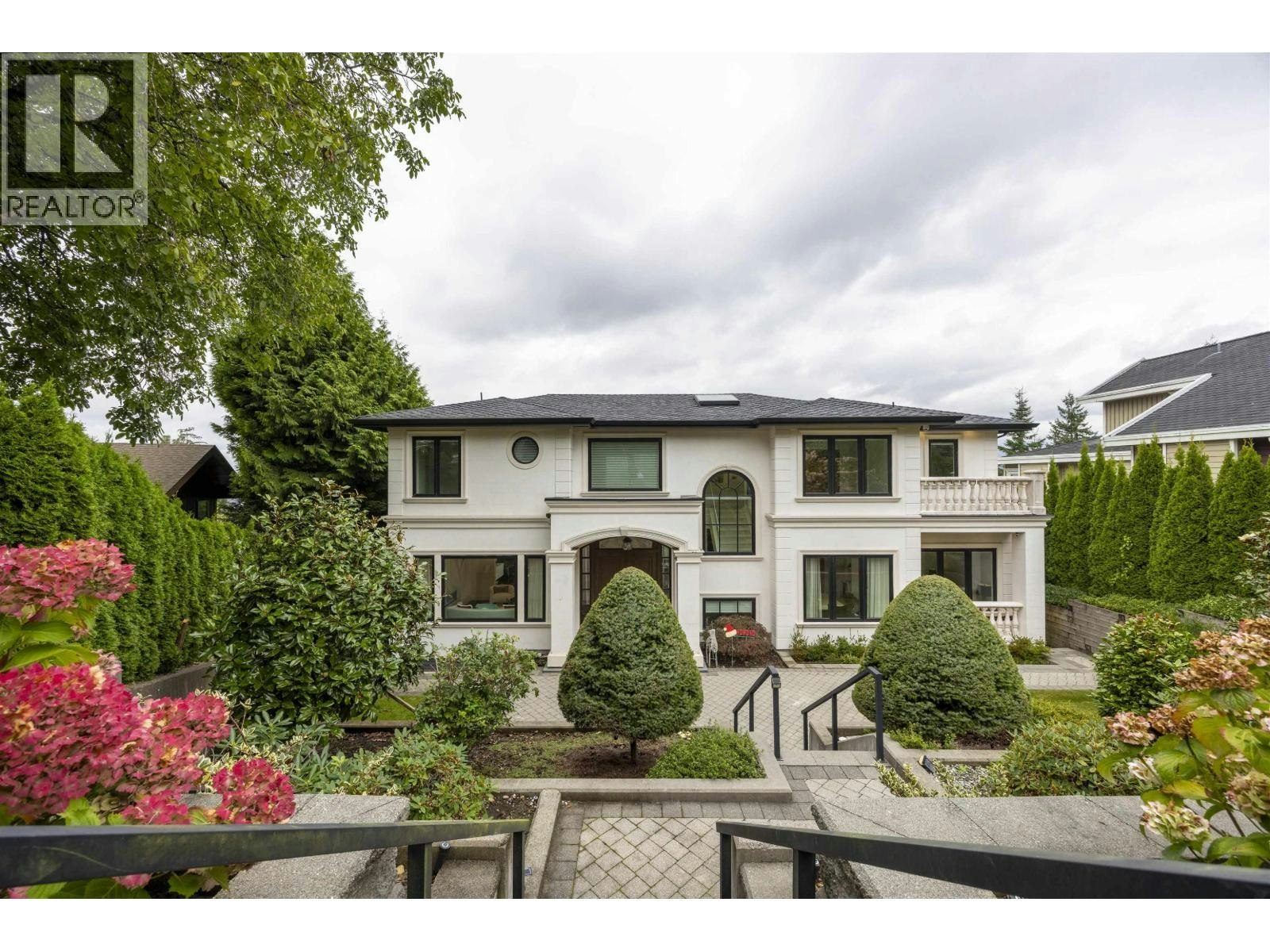 5111 Harbour View Road, Burnaby, BC, V5B 1C9