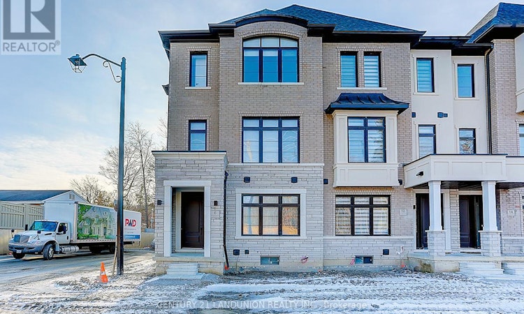 6 De La Roche Drive