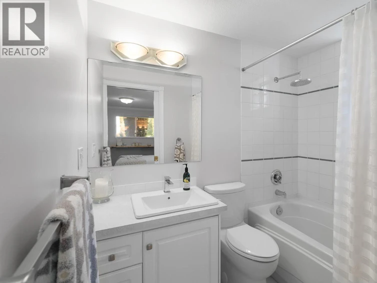 1801 Southeast 2 Avenue, Salmon Arm, BC, V1E 1T8 - 27