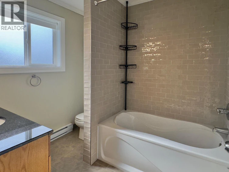 584 Edna Avenue, Penticton, BC, V2A 2M2 - 21