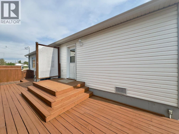 584 Edna Avenue, Penticton, BC, V2A 2M2 - 40