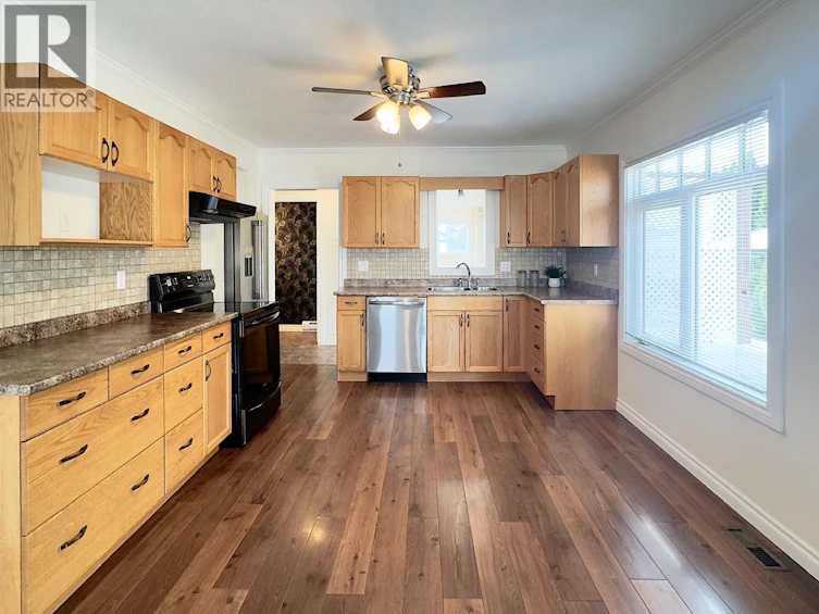 584 Edna Avenue, Penticton, BC, V2A 2M2 - 10