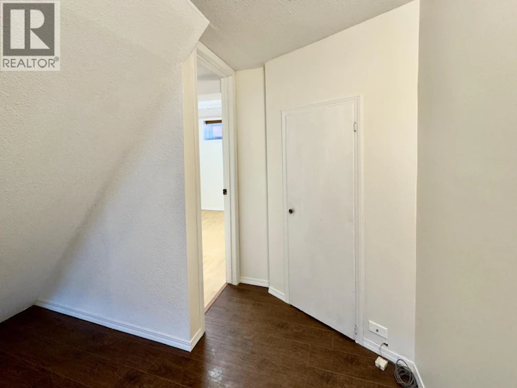 584 Edna Avenue, Penticton, BC, V2A 2M2 - 37