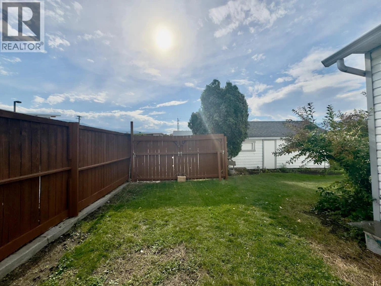 584 Edna Avenue, Penticton, BC, V2A 2M2 - 52