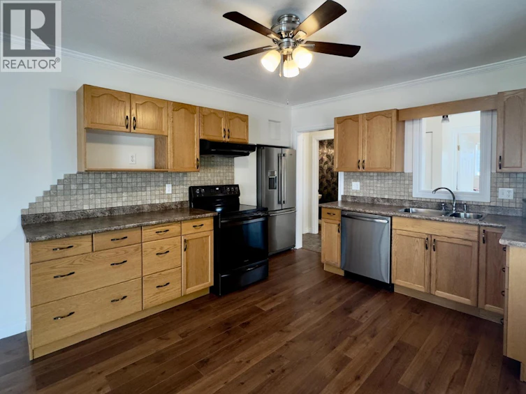 584 Edna Avenue, Penticton, BC, V2A 2M2 - 11