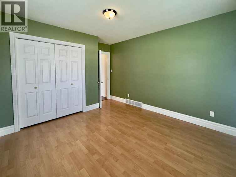 584 Edna Avenue, Penticton, BC, V2A 2M2 - 31