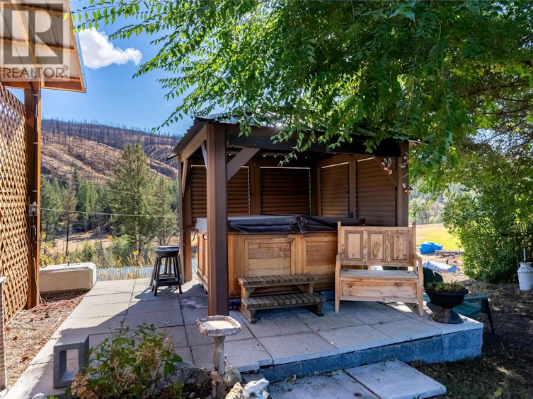 1424 Loon Lake Road, Loon Lake, BC, V0K 1H1 - 50