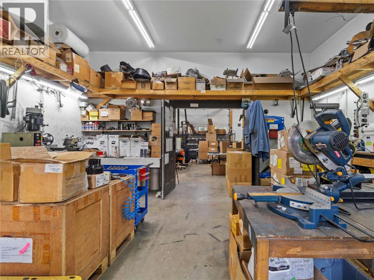 725 Trans Canada Highway, Sorrento, BC, V0E 2V0 - 68