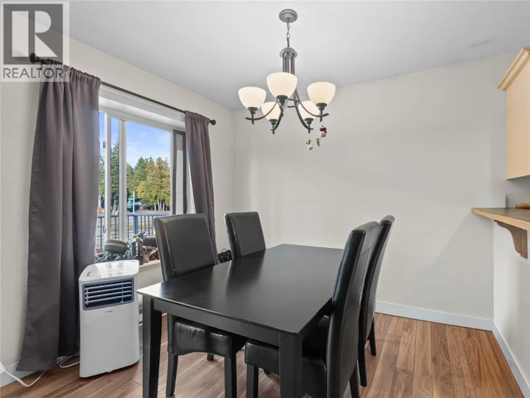 725 Trans Canada Highway, Sorrento, BC, V0E 2V0 - 41