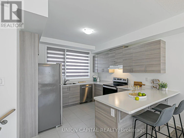 799 Stanstead Path, Oshawa, ON, L1K 3G4 - 7