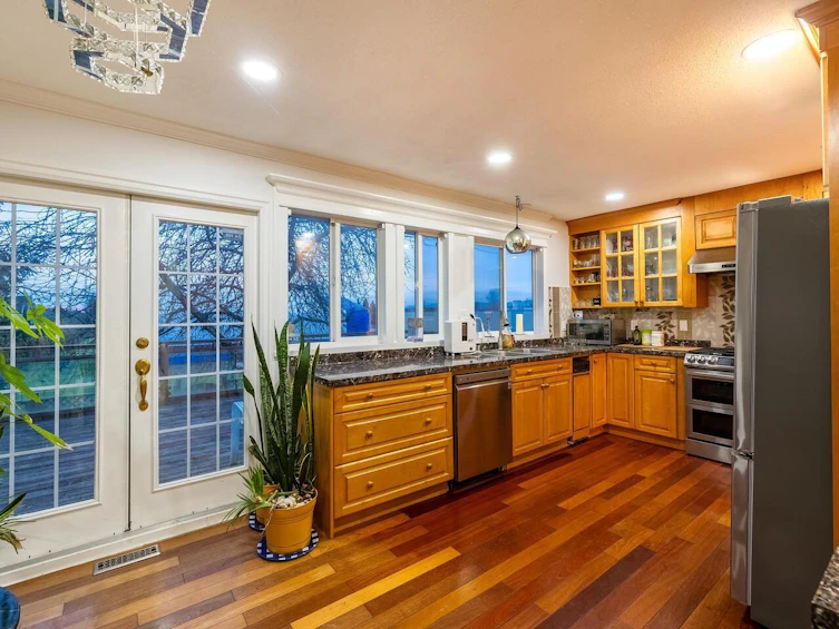 5099 219 Street, Langley, BC, V3A 8P7 - 8