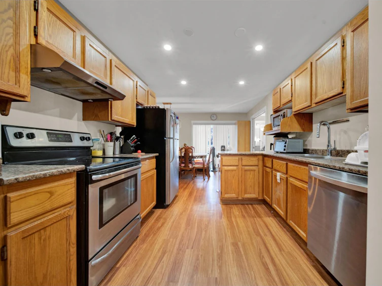 232-5641 201 Street Street, Langley, BC, V3A 8A4 - 6