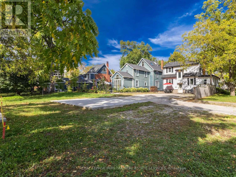 1333 Elgin Street, Burlington, ON, L7S 1N5 - 9