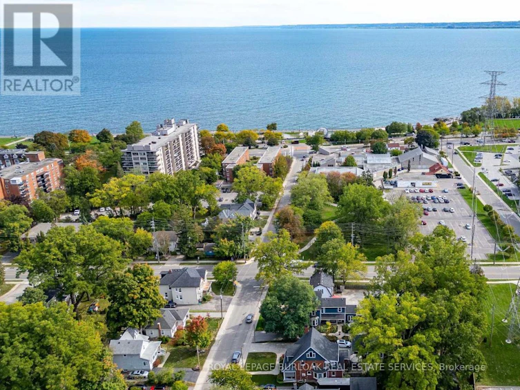 1333 Elgin Street, Burlington, ON, L7S 1N5 - 2