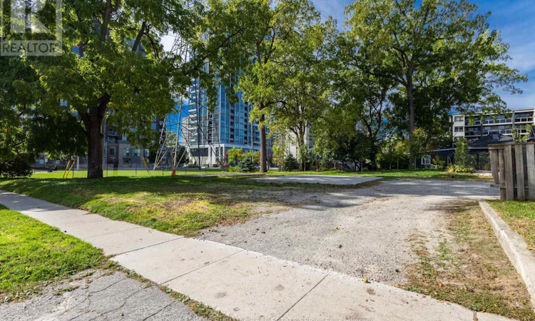 1333 Elgin Street