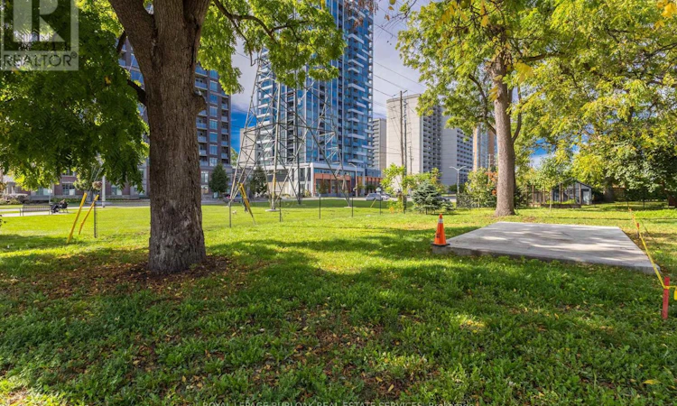 1331 Elgin Street