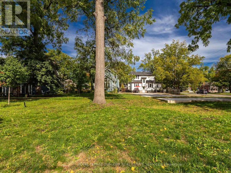 1331 Elgin Street, Burlington, ON, L7S 1N5 - 4