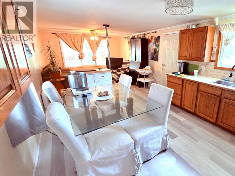 645 Strathmore Avenue, Greenwood, BC, V0H 1J0 - 13