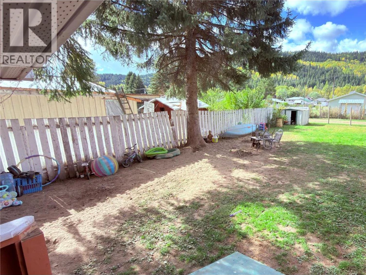 645 Strathmore Avenue, Greenwood, BC, V0H 1J0 - 7