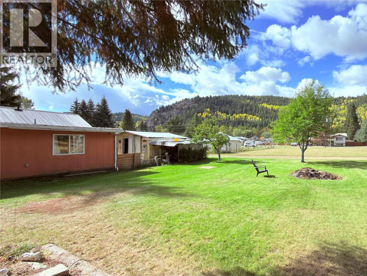 645 Strathmore Avenue, Greenwood, BC, V0H 1J0 - 6