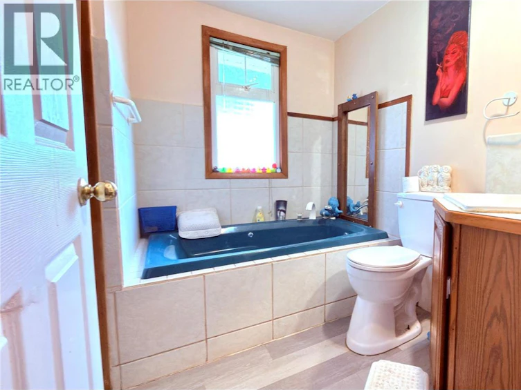 645 Strathmore Avenue, Greenwood, BC, V0H 1J0 - 18
