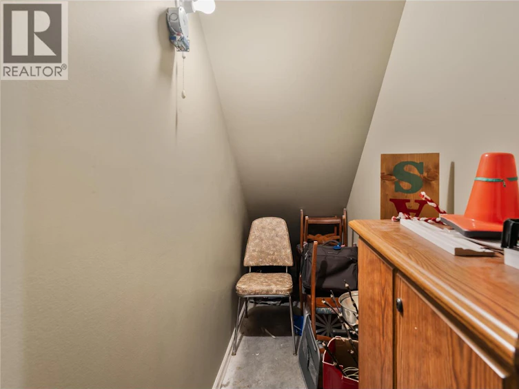 519 5th Street, Vernon, BC, V1H 1Z1 - 54