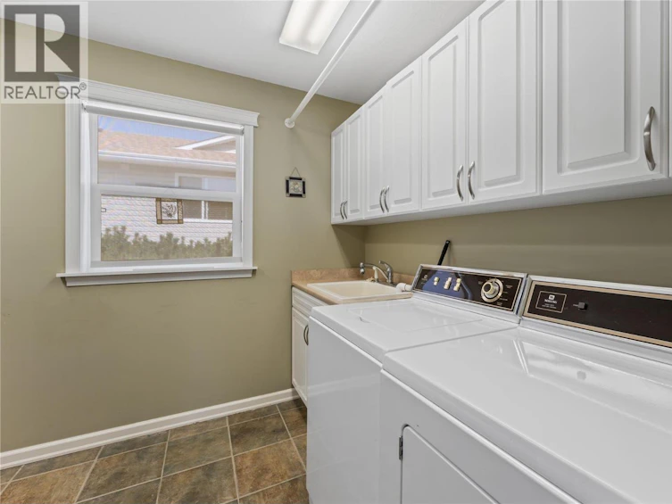 519 5th Street, Vernon, BC, V1H 1Z1 - 37