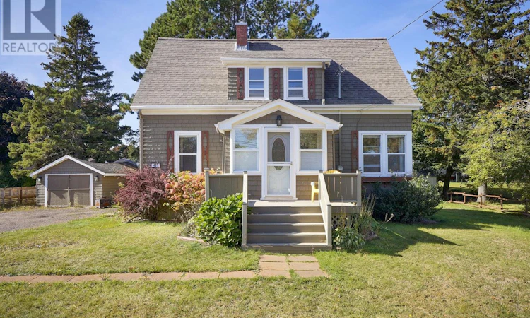 487 South Drive