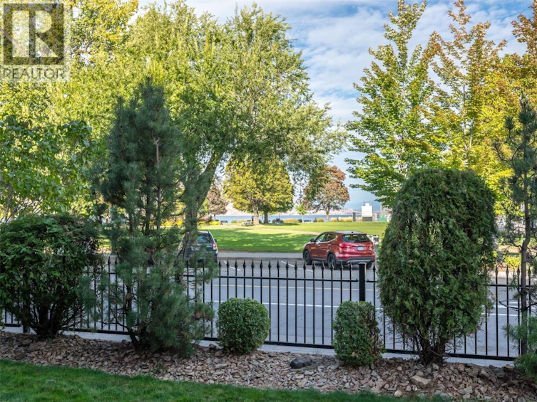 115-100 W Lakeshore Drive, Penticton, BC, V2A 1B6 - 43