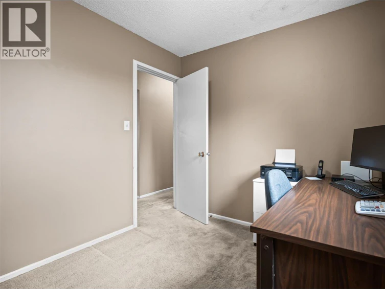 7612 Birch Lane, Coldstream, BC, V1B 1N9 - 21