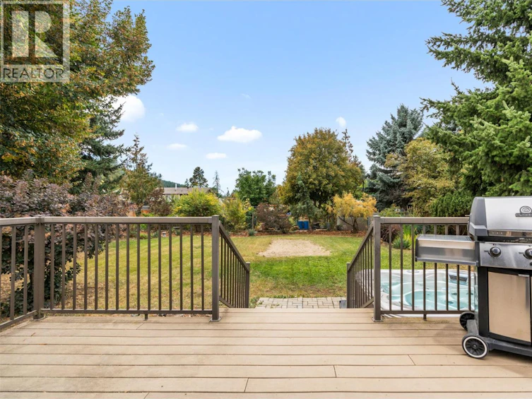 7612 Birch Lane, Coldstream, BC, V1B 1N9 - 34