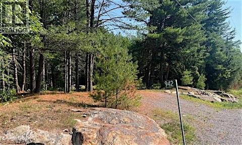 942 Balmer Road, North Kawartha, ON, K0L 1A0