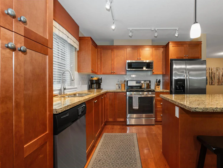 1820 South Ravenwood Trail, Cultus Lake, Cultus Lake, BC, V2R 0E1 - 10