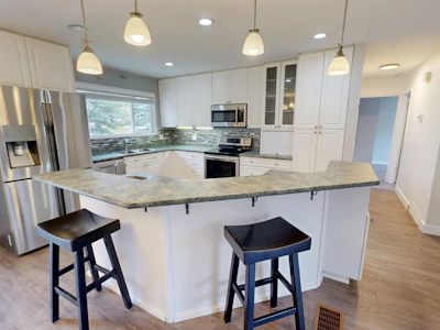 835 Spruce Avenue - 5