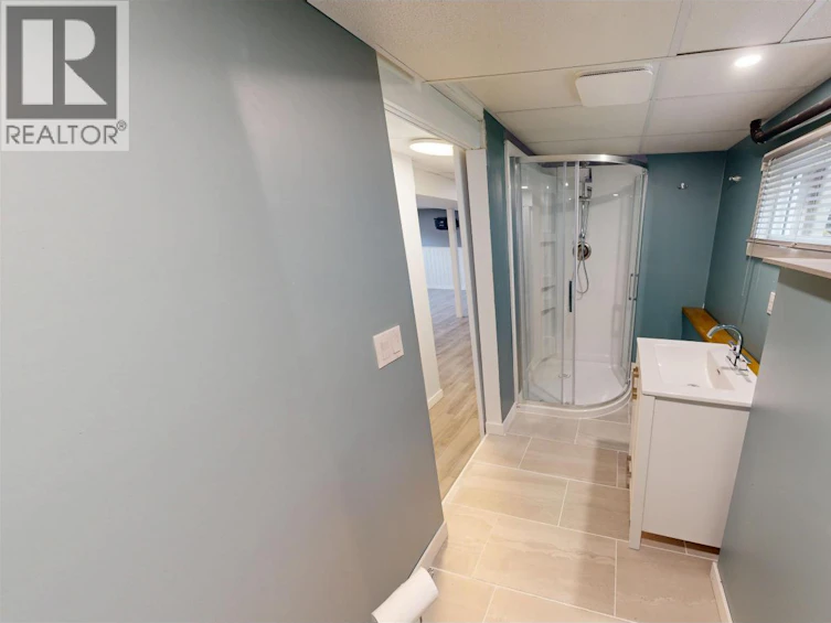 835 Spruce Avenue, 100 Mile House, BC, V0K 2E0 - 21