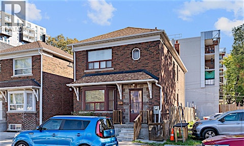 17 Augusta Avenue, Toronto, ON, M5T 2K7