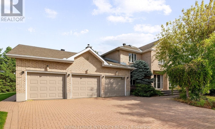6 Marchbrook Circle