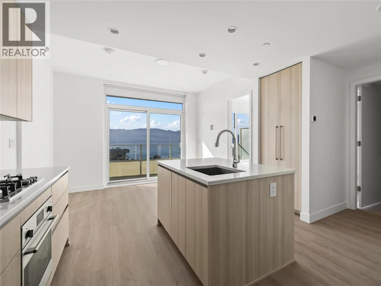2705-1626 Water Street, Kelowna, BC, V1Y 1J9 - 3