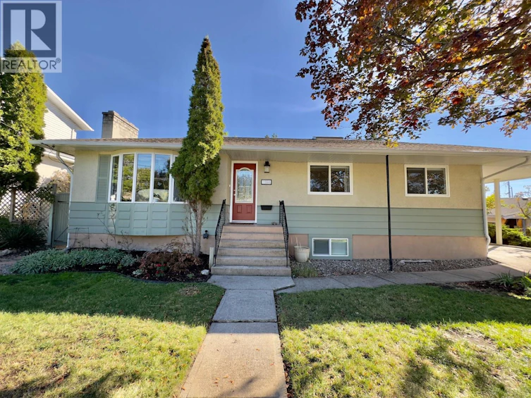 1556 E Duncan Avenue, Penticton, BC, V2A 2X8