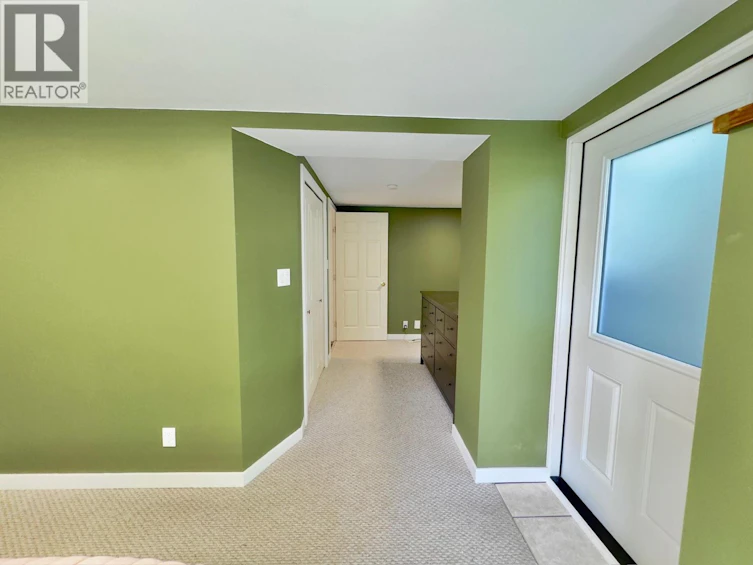 1556 E Duncan Avenue, Penticton, BC, V2A 2X8 - 37