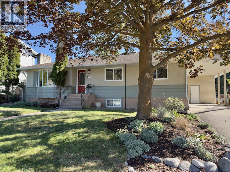 1556 E Duncan Avenue, Penticton, BC, V2A 2X8 - 2