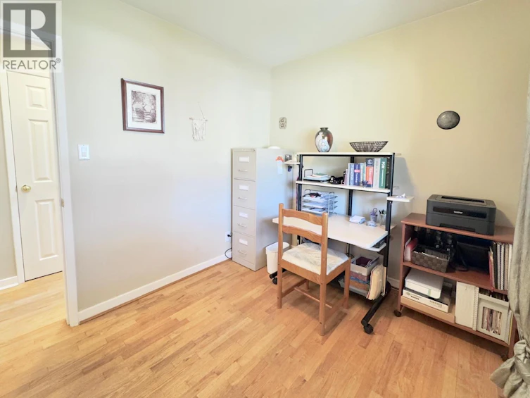 1556 E Duncan Avenue, Penticton, BC, V2A 2X8 - 21