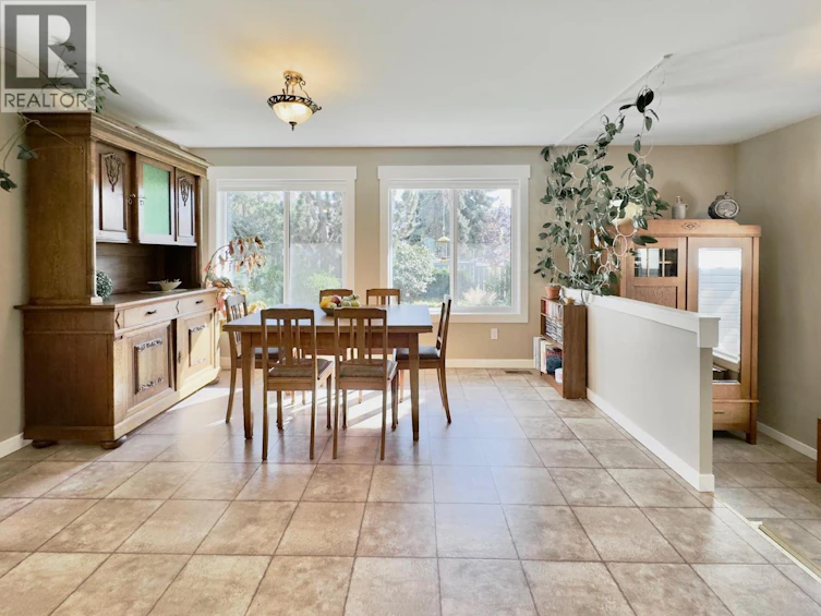 1556 E Duncan Avenue, Penticton, BC, V2A 2X8 - 9