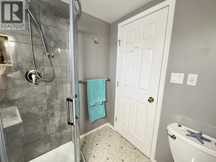 1556 E Duncan Avenue, Penticton, BC, V2A 2X8 - 46