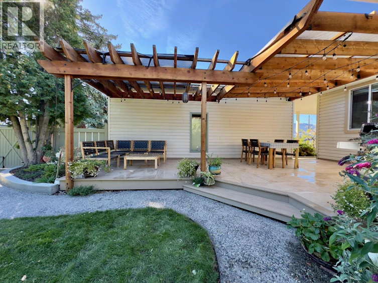 1556 E Duncan Avenue, Penticton, BC, V2A 2X8 - 3